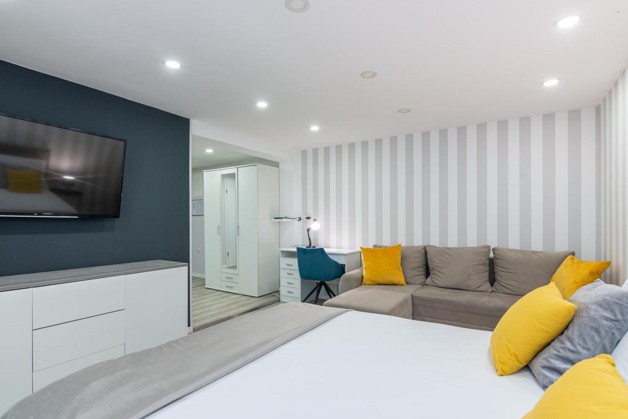 Small, Sweet & Cosy Apartments Риека Экстерьер фото